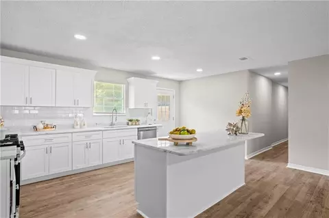 Kitchen - 9451 Three Notch Rd, Theodore, AL 36582 photo 3 of 5