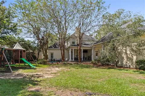 Exterior - 241 Suffolk Rd, Mobile, AL 36608 photo 4 of 7