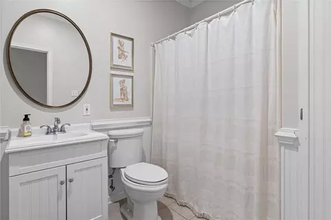 Bath - 241 Suffolk Rd, Mobile, AL 36608 photo 4 of 4