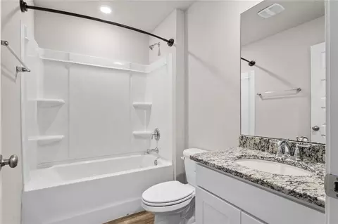 Bath - 24061 Citation Loop, Daphne, AL 36526 photo 1 of 3