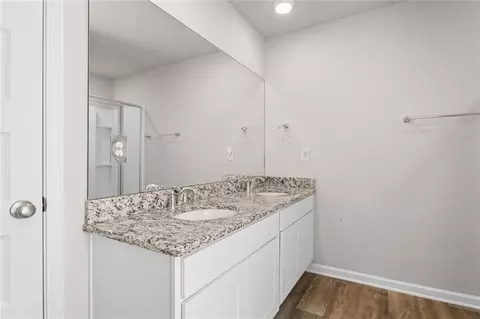 Bath - 24061 Citation Loop, Daphne, AL 36526 photo 2 of 3