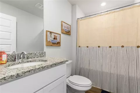 Bath - 11476 Elemis Dr, Daphne, AL 36526 photo 1 of 1