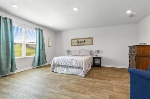 Bedroom - 11476 Elemis Dr, Daphne, AL 36526 photo 1 of 6