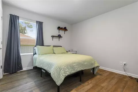 Bedroom - 11476 Elemis Dr, Daphne, AL 36526 photo 5 of 6
