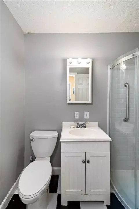 Bath - 5380 Todd Blvd, Mobile, AL 36619 photo 3 of 3