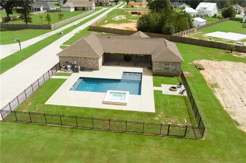 Exterior - 3336 Deer Crest Dr, Mobile, AL 36695 photo 10 of 10
