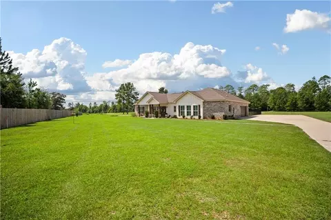 Exterior - 3336 Deer Crest Dr, Mobile, AL 36695 photo 7 of 10