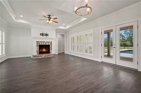 Living - 3336 Deer Crest Dr, Mobile, AL 36695 photo 2 of 4
