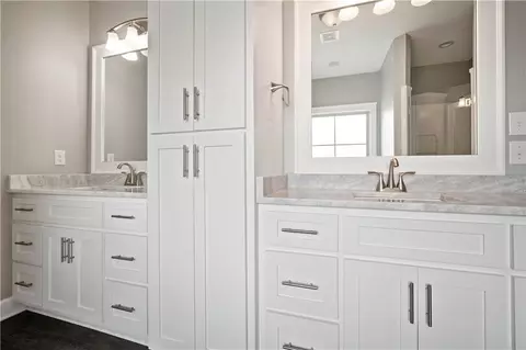 Bath - 3336 Deer Crest Dr, Mobile, AL 36695 photo 1 of 5