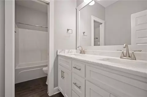 Bath - 3336 Deer Crest Dr, Mobile, AL 36695 photo 5 of 5