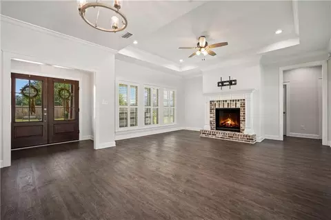Living - 3336 Deer Crest Dr, Mobile, AL 36695 photo 1 of 4