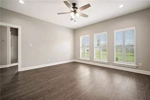 Living - 3336 Deer Crest Dr, Mobile, AL 36695 photo 4 of 4