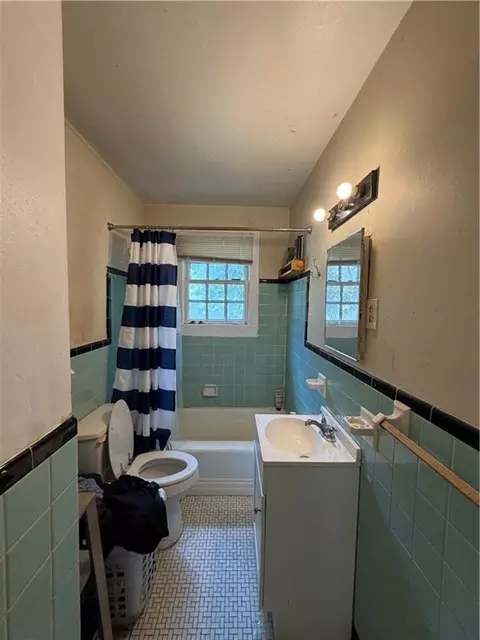 Bath - 15385 Delta Port Blvd, Coden, AL 36523 photo 2 of 2