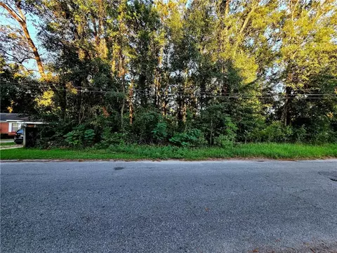 630 Pine Ave, Saraland, AL 36571