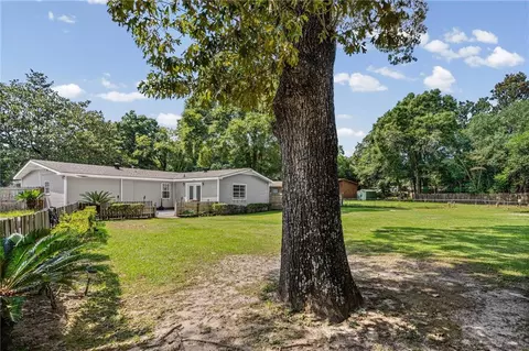 Exterior - 1670 Peachtree Ln E, Mobile, AL 36618 photo 2 of 3