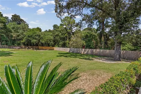 Exterior - 1670 Peachtree Ln E, Mobile, AL 36618 photo 3 of 3