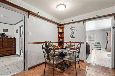 Dining - 1670 Peachtree Ln E, Mobile, AL 36618 photo 2 of 2