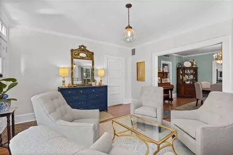 Living - 16 Macy Pl, Mobile, AL 36604 photo 2 of 4