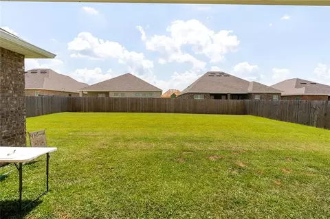 Exterior - 10439 Heritance Rd, Mobile, AL 36608 photo 3 of 11