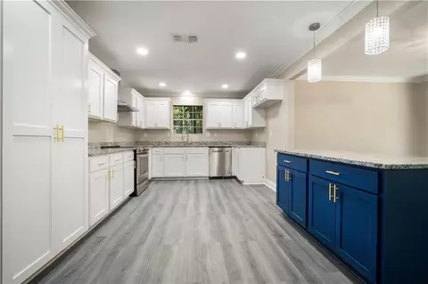 Kitchen - 4316 David St, Mobile, AL 36609 photo 1 of 2