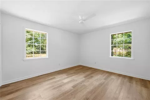 Bedroom - 3250 Maudelayne Dr E, Mobile, AL 36693 photo 4 of 8