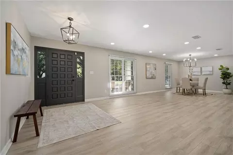 Entry Way - 424 Hounds Run W, Mobile, AL 36608 photo 1 of 2