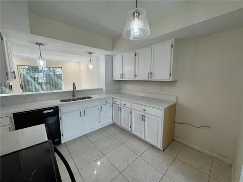 Kitchen - 6701 Dickens Ferry Rd #80, Mobile, AL 36608 photo 7 of 7