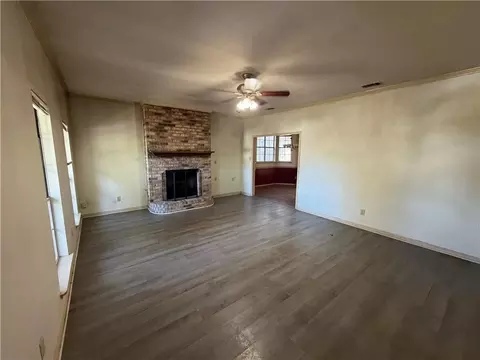 Living - 3412 Peyton Ct, Mobile, AL 36695 photo 1 of 3