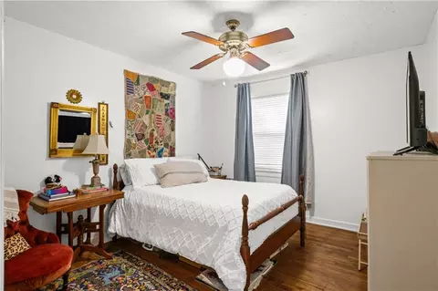 Bedroom - 4704 Oxford Dr, Mobile, AL 36618 photo 1 of 5
