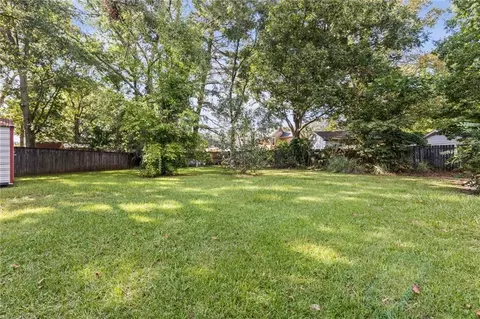 Exterior - 2270 Christopher Dr E, Mobile, AL 36609 photo 5 of 6
