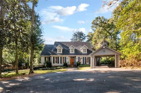 241 Carmel Dr E, Mobile, AL 36608