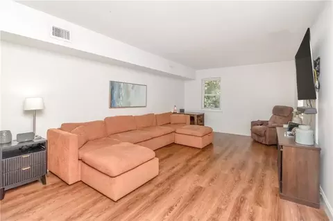 Living - 3412 Emelye Dr, Mobile, AL 36693 photo 1 of 2
