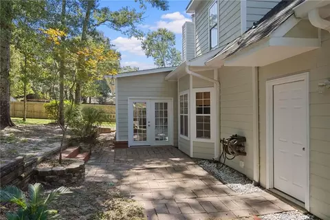 Exterior - 1313 Carson Rd E, Mobile, AL 36695 photo 6 of 10
