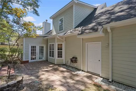 Exterior - 1313 Carson Rd E, Mobile, AL 36695 photo 7 of 10