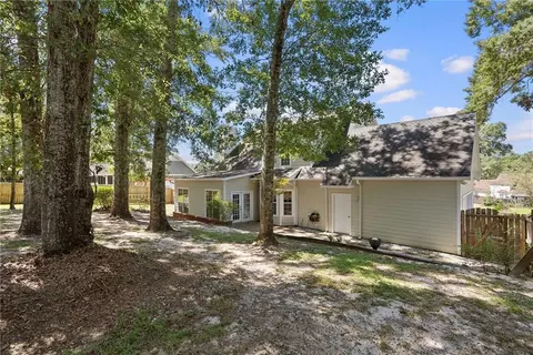 Exterior - 1313 Carson Rd E, Mobile, AL 36695 photo 8 of 10