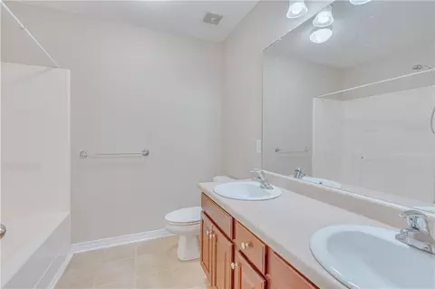 Bath - 8825 Spring Grv N, Mobile, AL 36695 photo 4 of 4