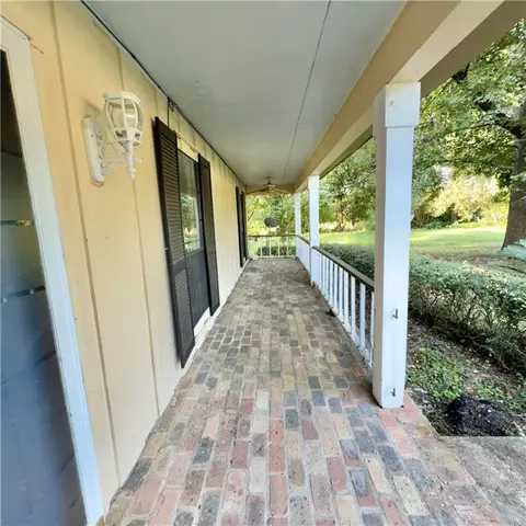 Exterior - 2860 Pretty Branch Dr E, Mobile, AL 36618 photo 2 of 14