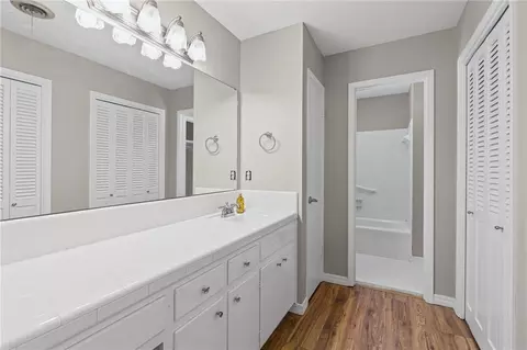Bath - 6404 Willow Brook Run E, Mobile, AL 36608 photo 2 of 2