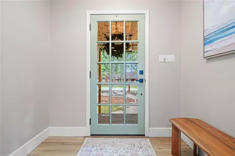 Entry Way - 4312 Michael Blvd, Mobile, AL 36609 photo 2 of 2