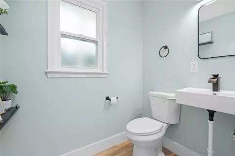 Bath - 4312 Michael Blvd, Mobile, AL 36609 photo 9 of 9