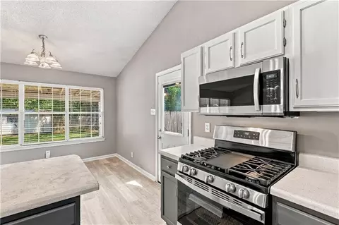 Kitchen - 9420 Copperfield Dr N, Mobile, AL 36608 photo 3 of 4