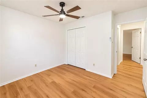 Bedroom - 6262 Howells Ferry Rd, Mobile, AL 36618 photo 3 of 5