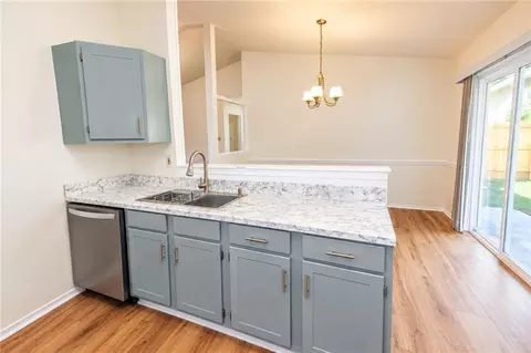 Kitchen - 6262 Howells Ferry Rd, Mobile, AL 36618 photo 2 of 2