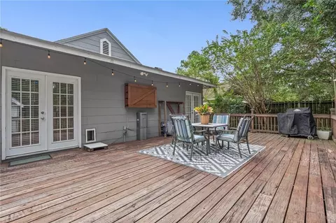 Exterior - 168 Mohawk St, Mobile, AL 36606 photo 3 of 4
