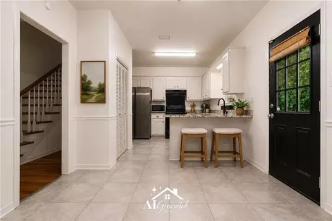 Entry Way - 10353 Easthill Dr, Mobile, AL 36695 photo 1 of 1