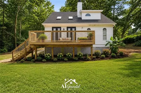 Exterior - 10353 Easthill Dr, Mobile, AL 36695 photo 7 of 9