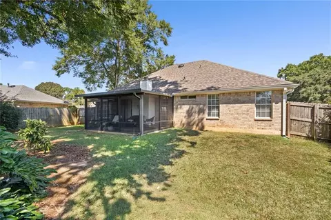 Exterior - 2380 Bobwhite Trl, Mobile, AL 36695 photo 5 of 7