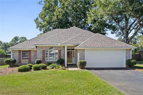 2380 Bobwhite Trl, Mobile, AL 36695