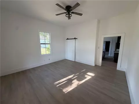 Living - 504 George St, Mobile, AL 36604 photo 1 of 1