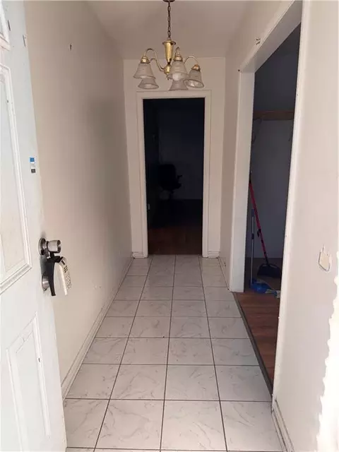 Entry Way - 559 Marcus Dr, Mobile, AL 36609 photo 1 of 2
